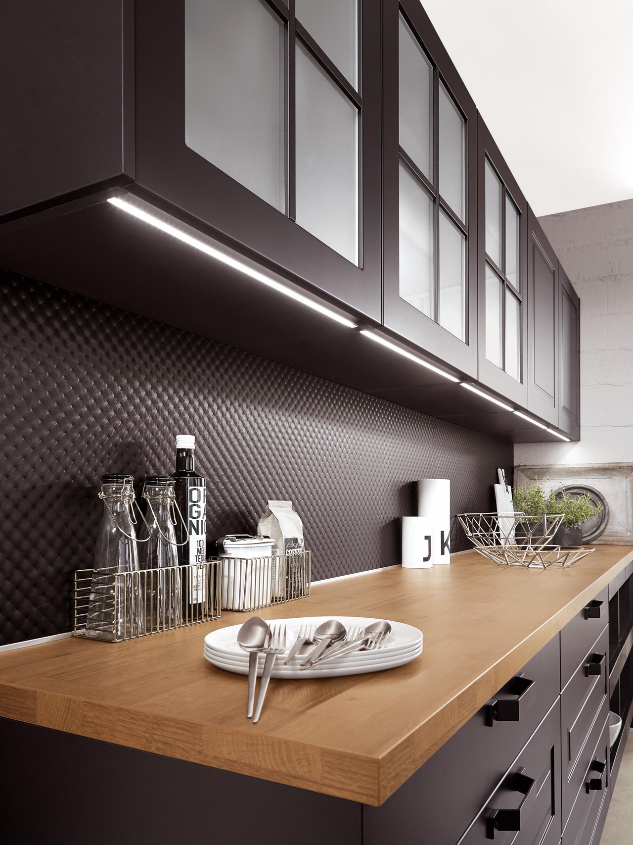 Eclairage LED plan de travail cuisine -  Eclairage sous meuble cuisine,  Eclairage, Eclairage cuisine